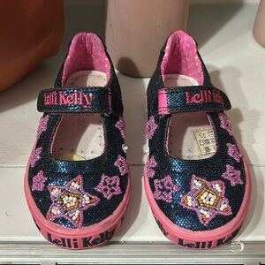 Like New Lelli Kelly shoes